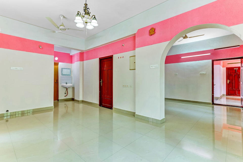 OYO The New View Residency, Technopark Trivandrum, Trivandrum