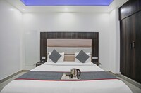 Collection O 85223 Hotel Classic