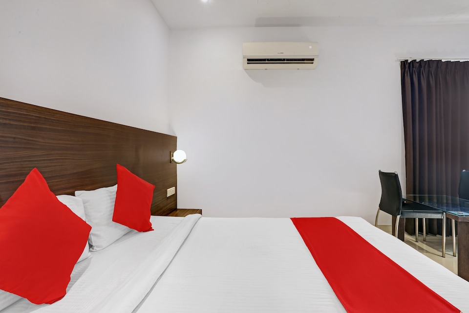 OYO 85225 Soni Residency Turbhe, Mumbai Airoli-Vashi, Mumbai