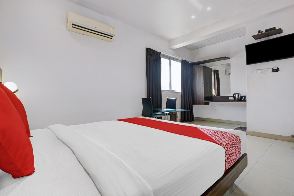 OYO 85225 Soni Residency Turbhe, Mumbai Airoli-Vashi, Mumbai