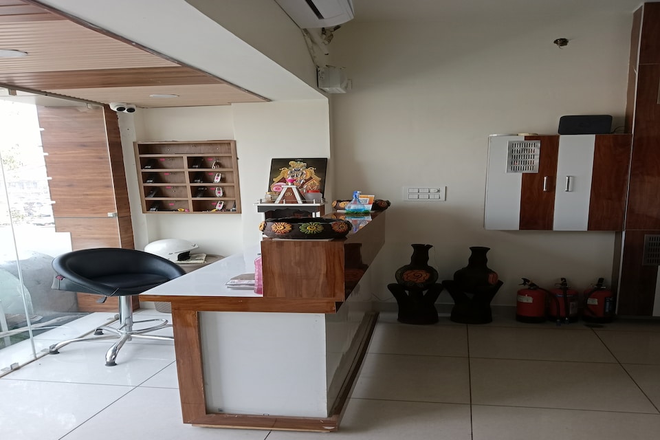 OYO HOME 85226 K&G Residency, Aligarh, Aligarh