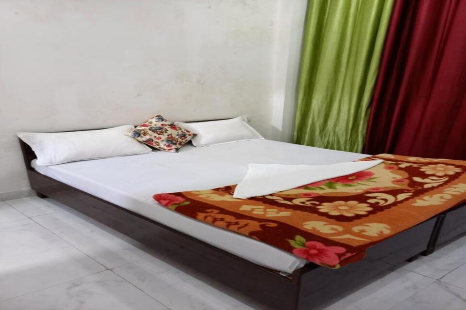 POP The Himalayan Inn, Laxman Jhula, Rishikesh