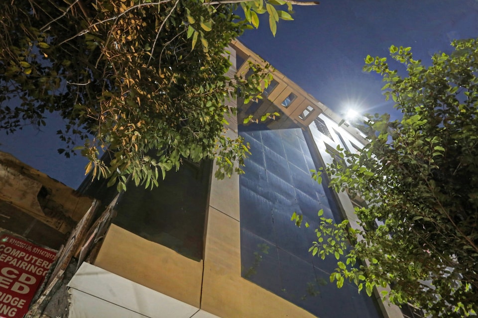 OYO Townhouse 766 Hotel Oakwood, Noida Stadium, Noida