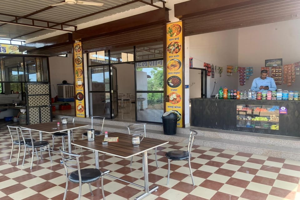 POP Hotel Shaandaar & Family Restaurant, Sikar, Sikar