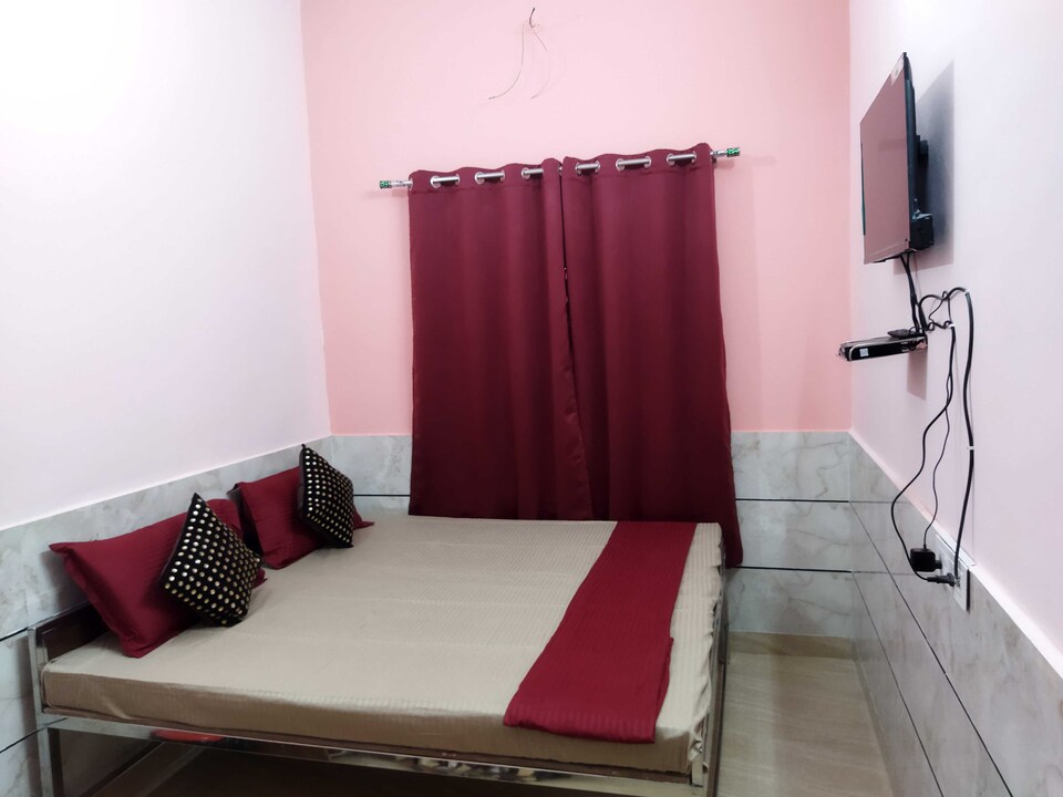 POP Hotel Four Seaons, Corporate Complex, Agra