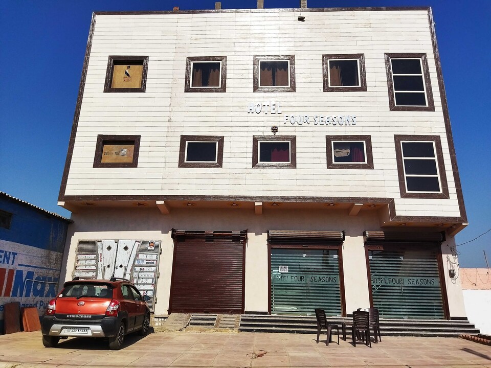 POP Hotel Four Seaons, Corporate Complex, Agra