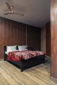 OYO Home Mehra Cottage
