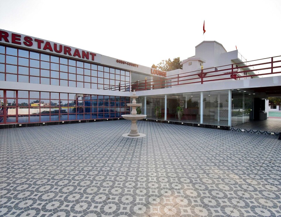 OYO Townhouse 779 Gods County, Tarapith, Tarapith