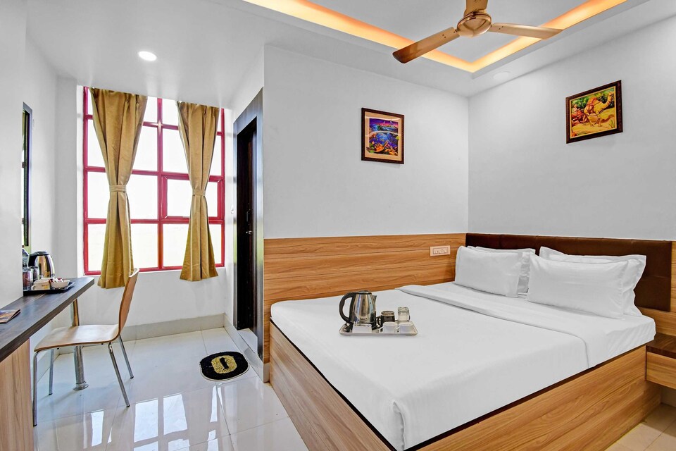 OYO Townhouse 779 Gods County, Tarapith, Tarapith