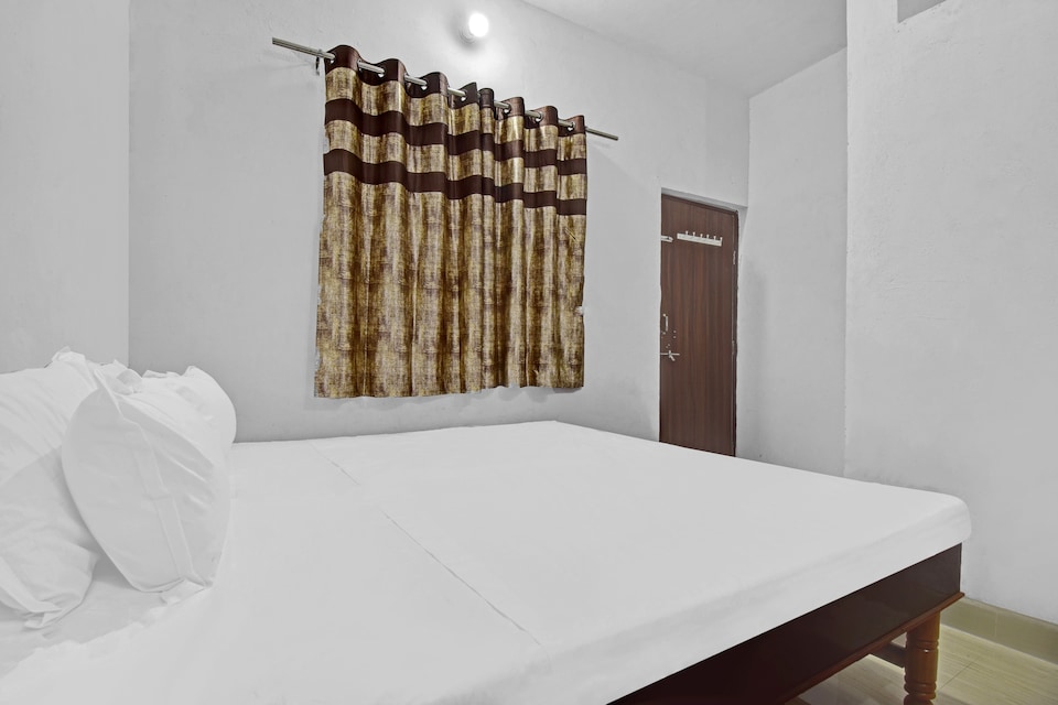 SPOT ON Shri Mahalaxmi Krupa Guest House, Butiburi Nagpur, Nagpur