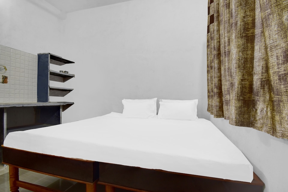 SPOT ON Shri Mahalaxmi Krupa Guest House, Butiburi Nagpur, Nagpur