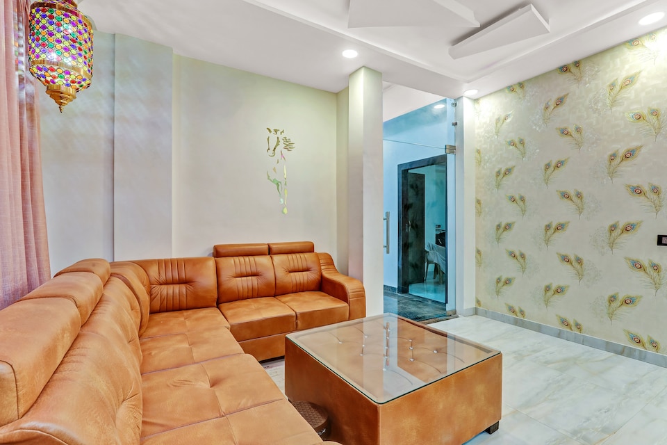 live on LCK2252, Alambagh Lucknow, Lucknow