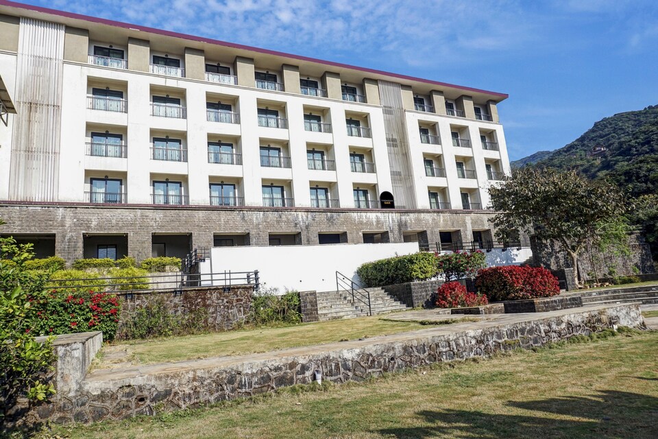 Townhouse OAK Ecomotel Hotel & Resorts, Hinjewadi Pune, Pune