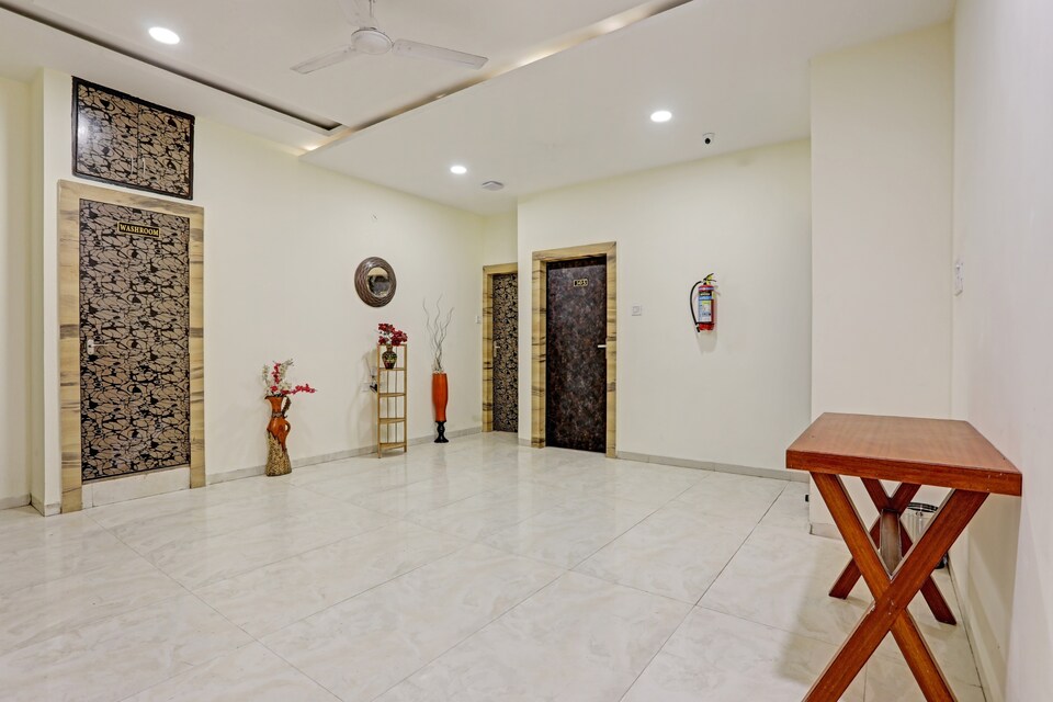 Collection O 85394 Hotel S Elite, Vijay Nagar Indore, Indore