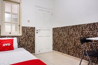 SPOT ON 90851 Guesthouse Bsd Asri Syariah