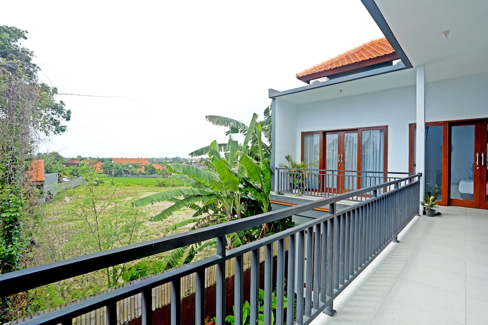 OYO 90854 Loka Anyar Guest House, Canggu, Bali