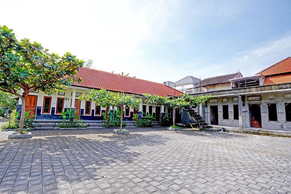 OYO 90860 Tunjung Sari 8, Benoa, Bali