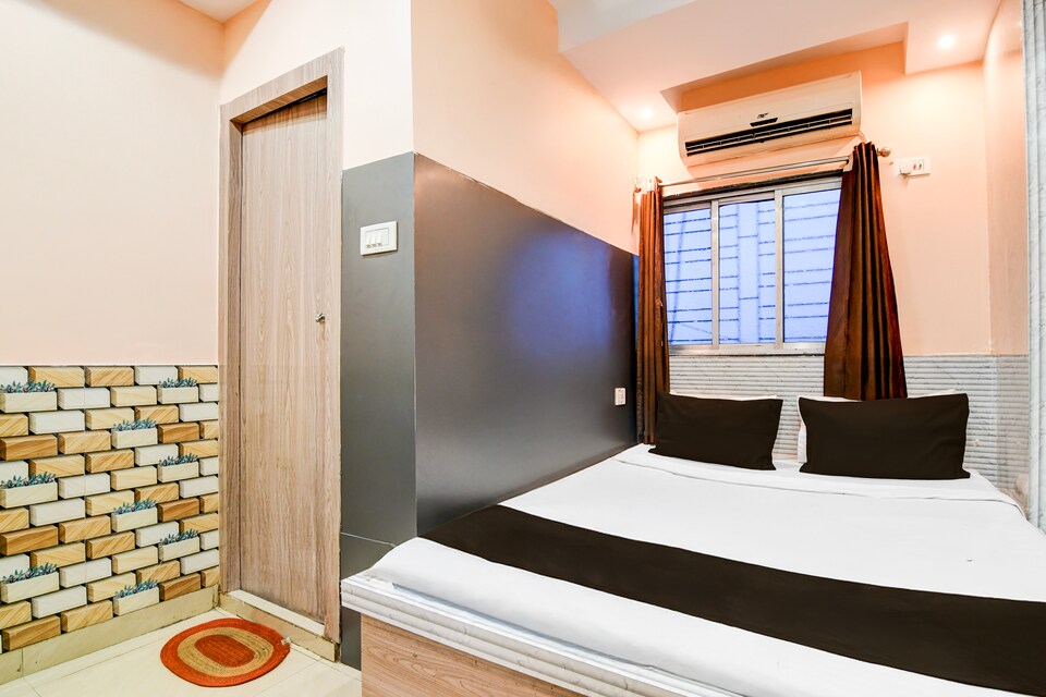 Hotel O Sana, Esplanade Kolkata, Kolkata