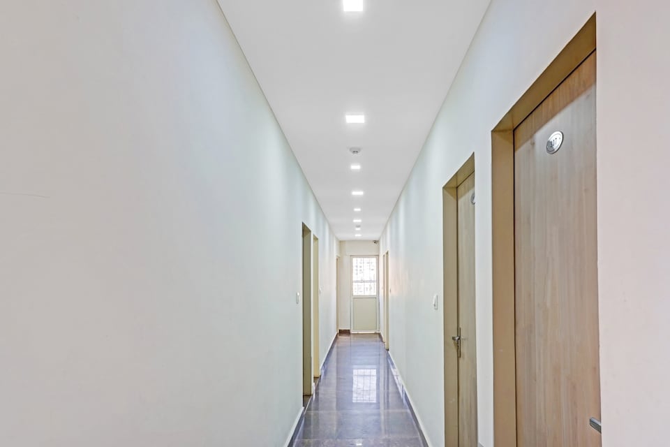 Hotel O Silver Inn Durgapura Railway Station, Jaipur Airport, Jaipur