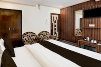 Collection O Hotel Ganga Palace