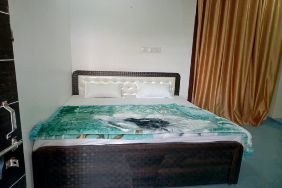 OYO Home Sumit Yadav, New High Court Lucknow, Lucknow