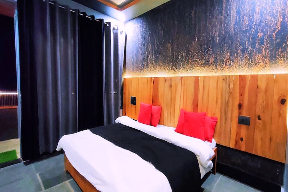 OYO 85534 Royale Rainbow Resort, Neelkanth Road, Rishikesh