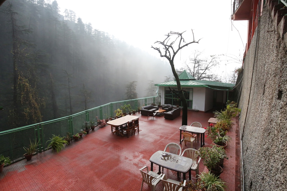 OYO Home Luxe 10902 Vintage Stay, Shimla, Shimla