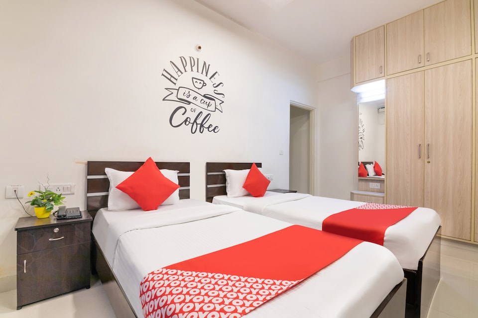 Capital O 10026 Hotel Kings Suites, Hebbal Bangalore-II, Bangalore