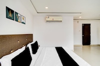 Super Collection O Dilsukhnagar Bus Terminal Hyderabad Formerly Karthikeya City Stay