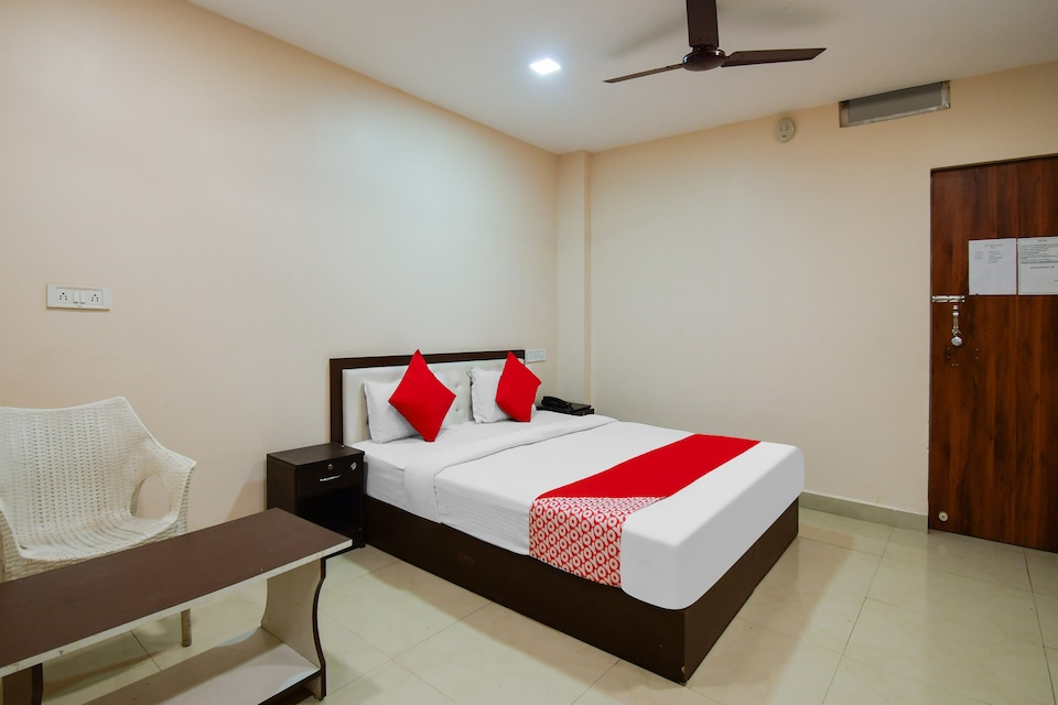 OYO 85554 Hotel Harihar Premium, Bishtupur Jamshedpur, Jamshedpur