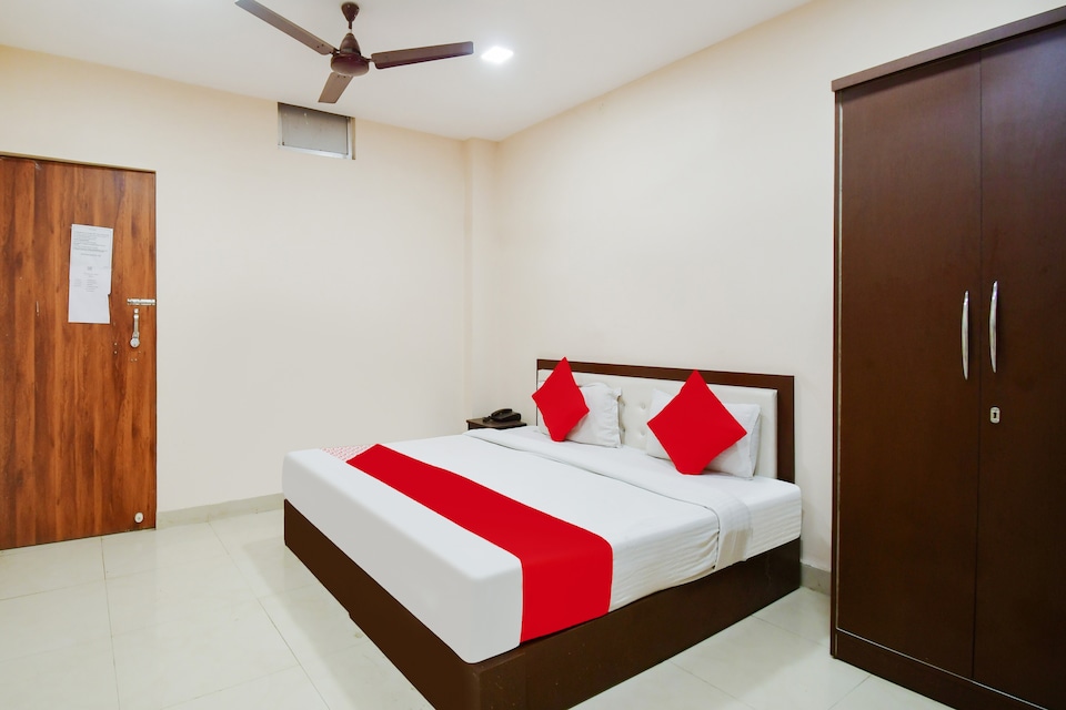 OYO 85554 Hotel Harihar Premium, Bishtupur Jamshedpur, Jamshedpur