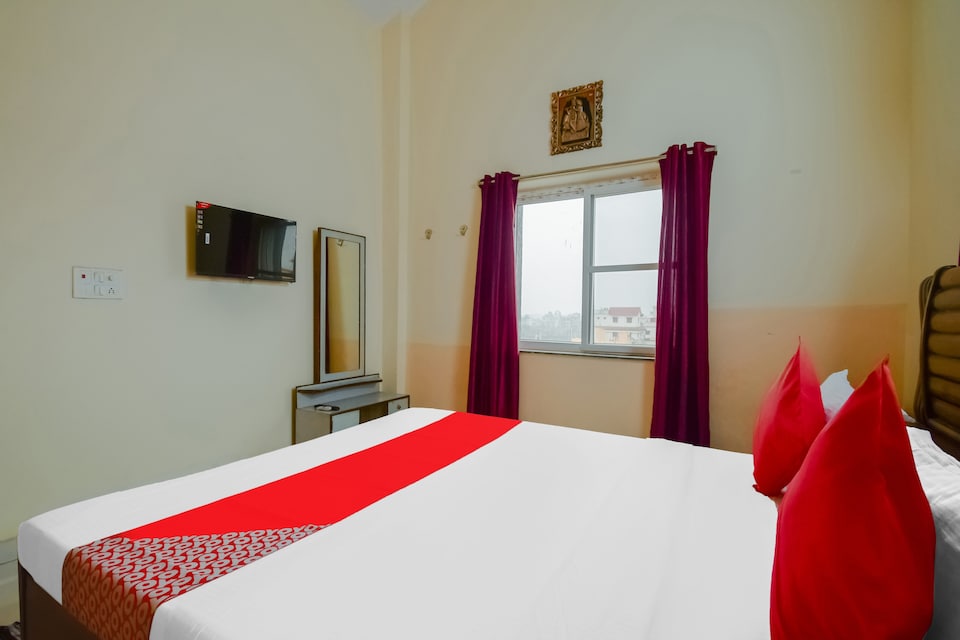 Flagship Hotel Luxury Inn, Ranchi Airport, रांची