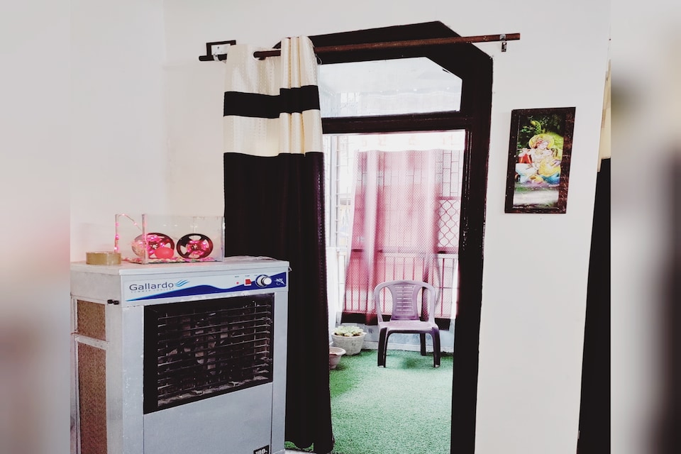 OYO Home Relying Stay, North Delhi, Delhi