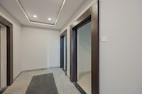 OYO 85573 La Grace Premium
