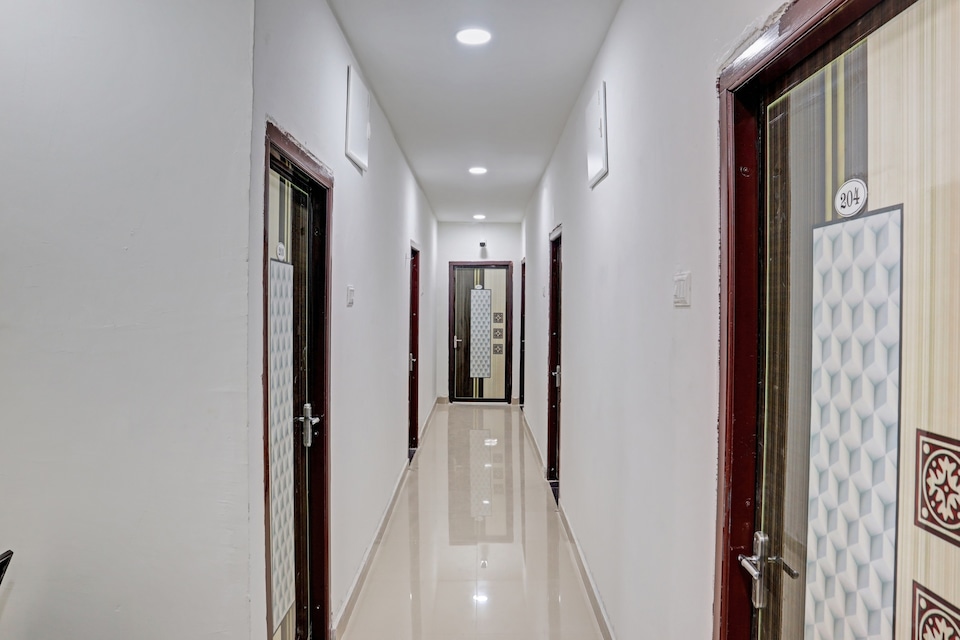 Hotel O AMS Elite Residency, Nakkalagutta Hanamkonda Warangal, Warangal