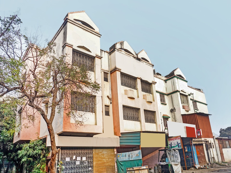 Collection O Krishna Lodge, Hadapsar Pune, Pune