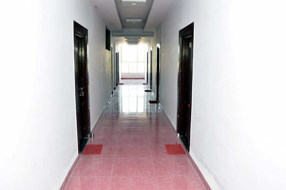 OYO 85606 Hotel Royal Residency, Dhar City, Dhar