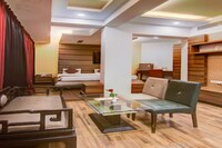 Capital O Saroj Plaza Rr Boutique Hotel