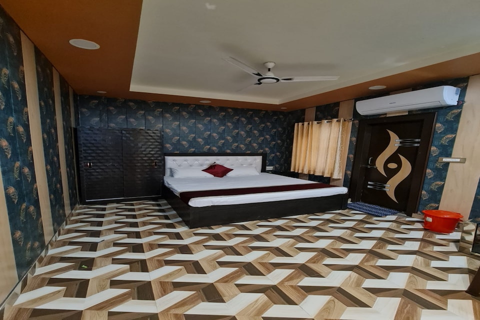 OYO Om Shivay Inn, Raebareily city, Raebareily