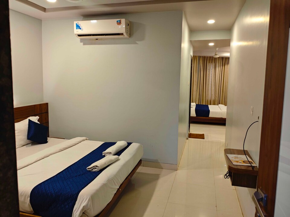 Hotel O Vishwanath lodge, Chakan Pune, Pune