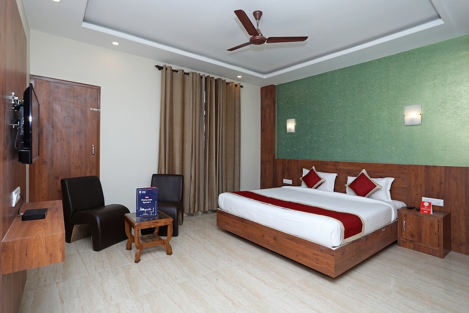 OYO 10175 Hotel Triveni Residency, C Scheme Jaipur, Jaipur