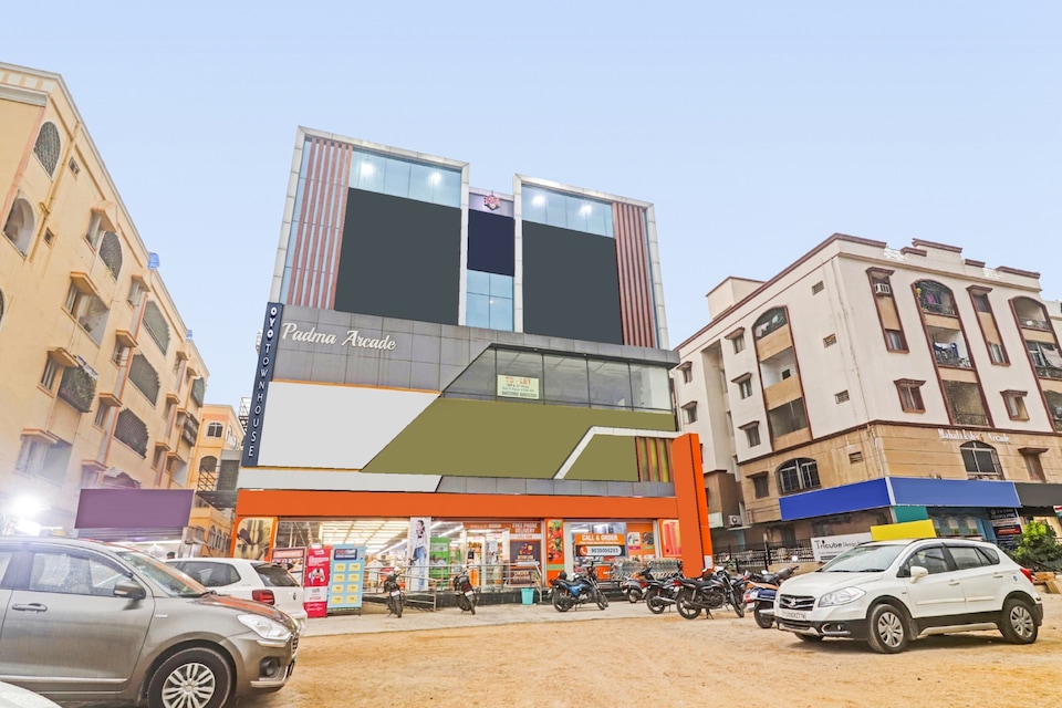 Super Hotel O THE FERN SUITES, Kukatpally, Hyderabad