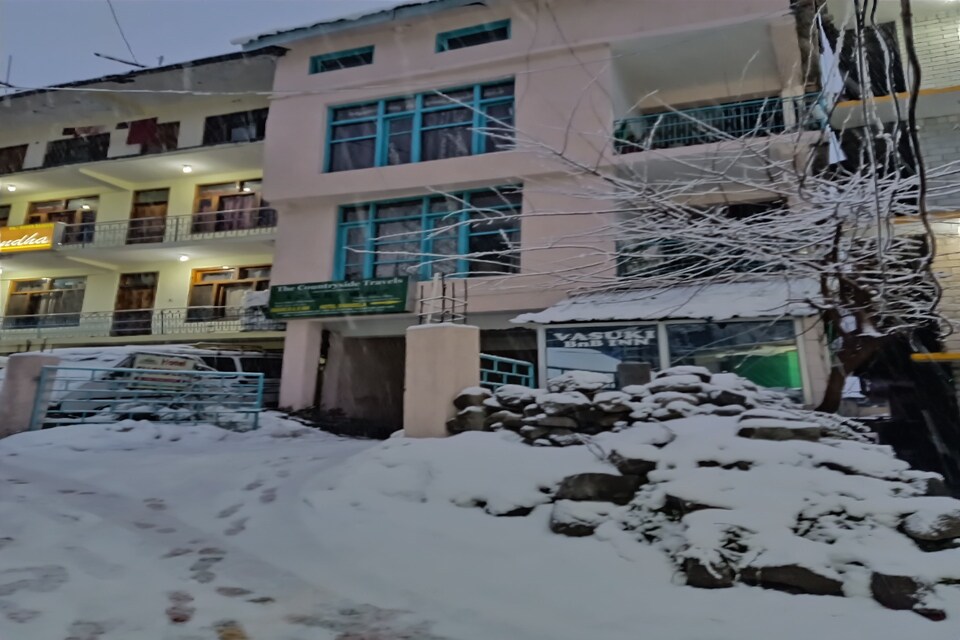 OYO 85656 Vasuki BNB Near Mall Road, Mall Road Manali Cluster, Manali