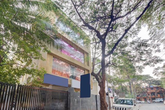 Capital O Hotel Truvic Near Pune Airport