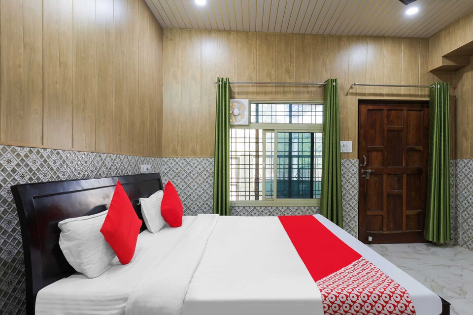 OYO 85701 Hotel Chitrarth and Party Lawn, Tikonia Haldwani, Haldwani