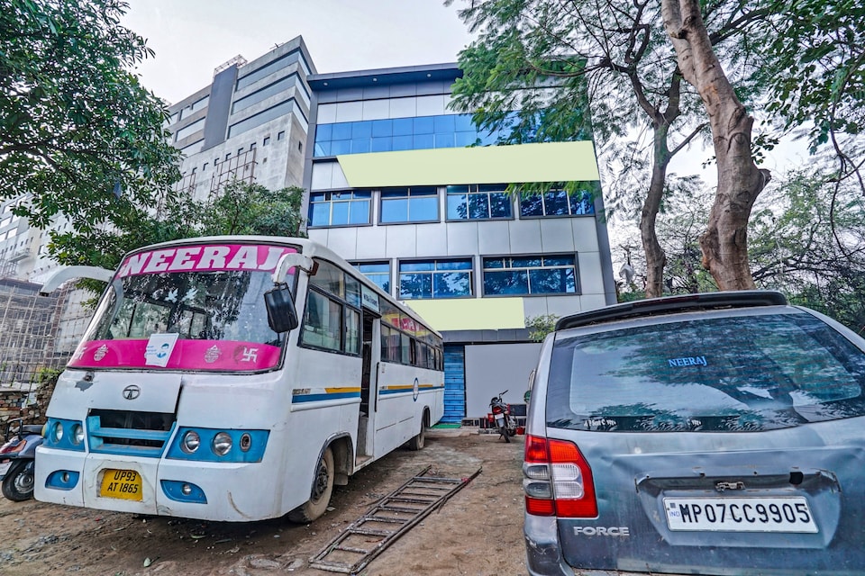 Collection O 85702 Trishla Inn, Padav, Gwalior