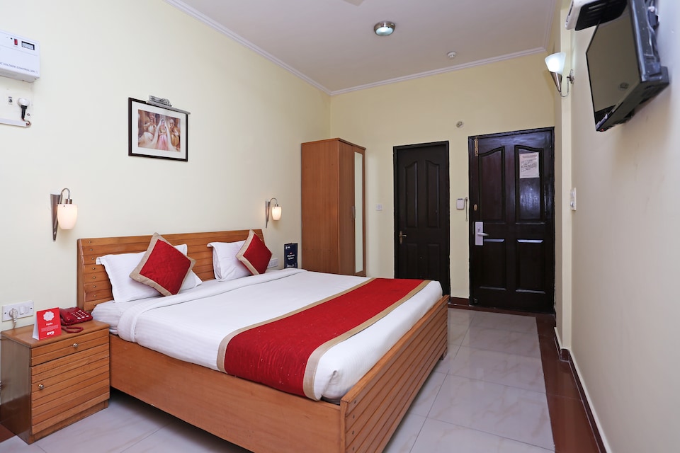 OYO 10150 Sun Hotel, Haridwar Junction, Haridwar