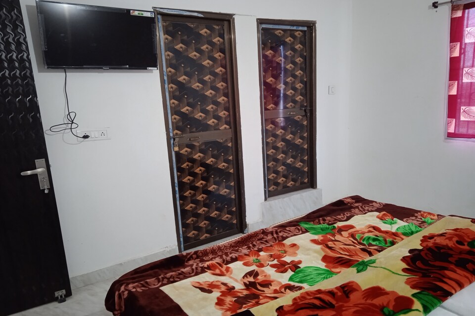OYO 85737 Shiv Guru Guest House, OYO Rooms Bodhgaya, Book ₹962 OYO