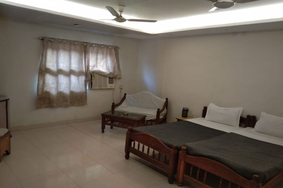 OYO 85751 Hotel Anand Residency, Mahakal Temple, Ujjain