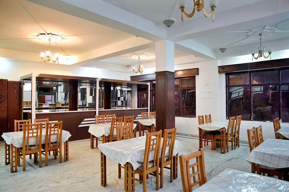 OYO 10432 Hotel Swaran Palace, Chail, Chail